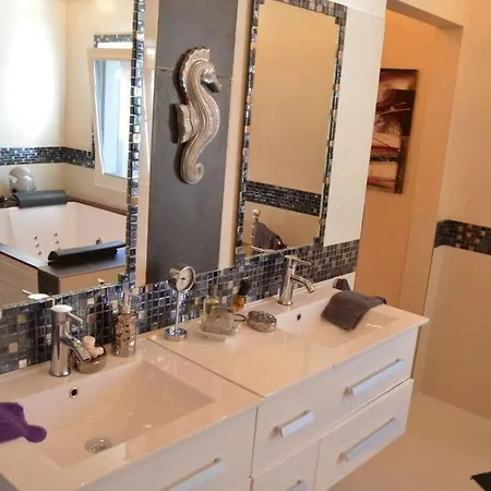 Amelie Comfortable Vakantiehuis *